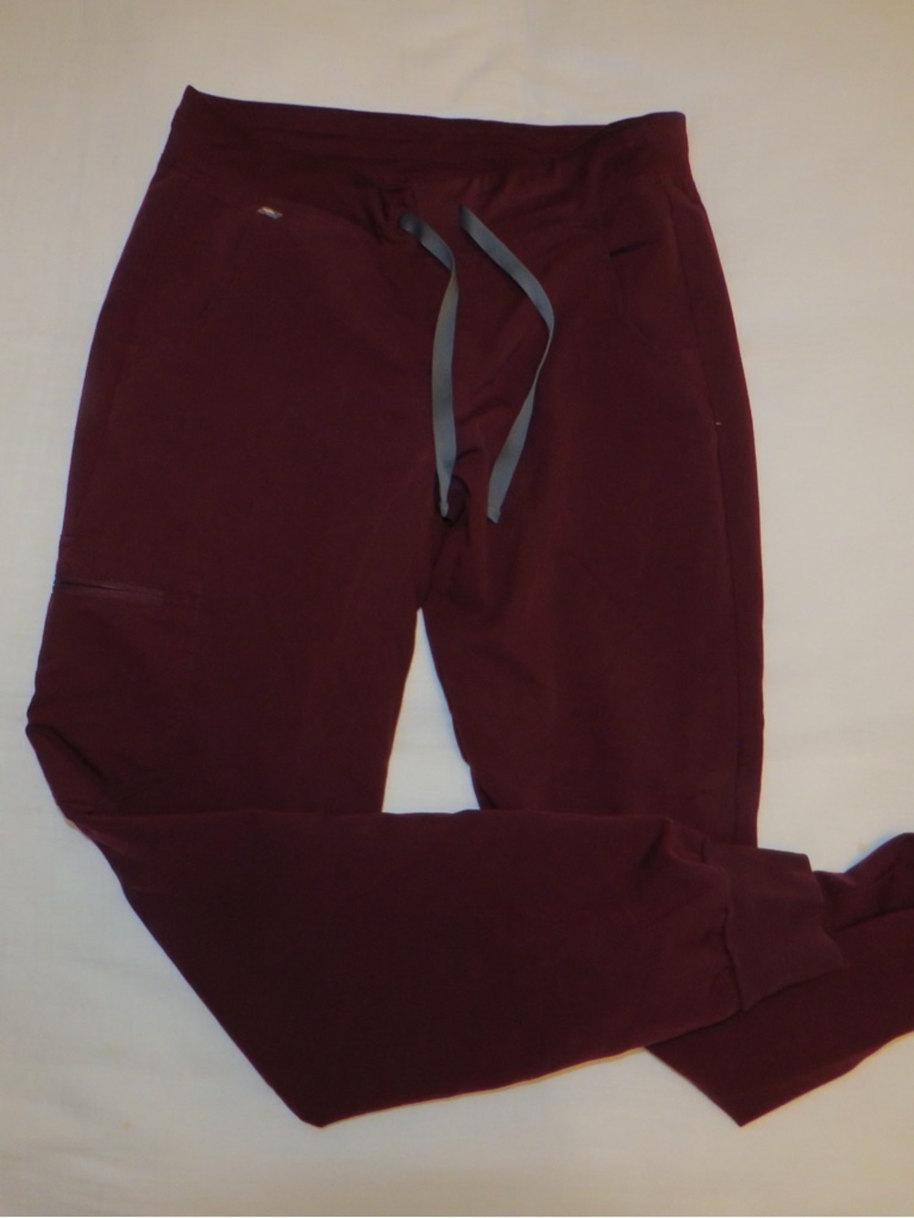 FIGS Deep Wine Scrub Set